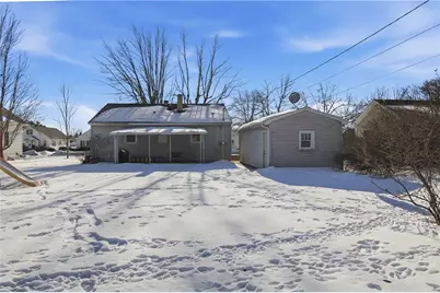 528 W Elm Street, Chippewa Falls, WI 54729 - Photo 28