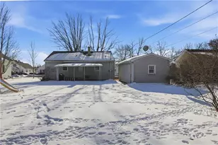 528 W Elm St, Chippewa Falls, WI 54729 - Photo 28
