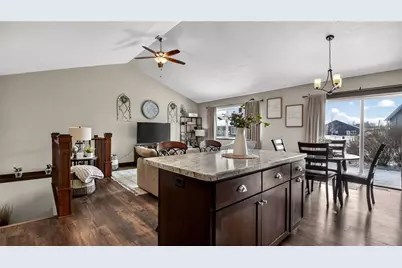 4924 Bluebell Court, Eau Claire, WI 54703 - Photo 6