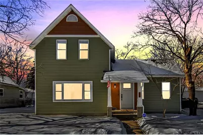 628 Balcom Street, Eau Claire, WI 54703 - Photo 2