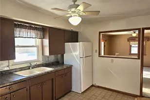 711 Lee St, Rice Lake, WI 54868 - Photo 6