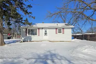 711 Lee St, Rice Lake, WI 54868 - Photo 2
