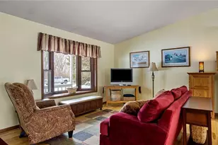 608 Fagstad St, Menomonie, WI 54751 - Photo 8