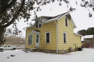 301 S Washington St, Thorp, WI 54771 - Photo 4