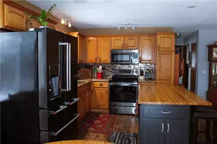 2551 Roberts Ct, Altoona, WI 54720 - Photo 6