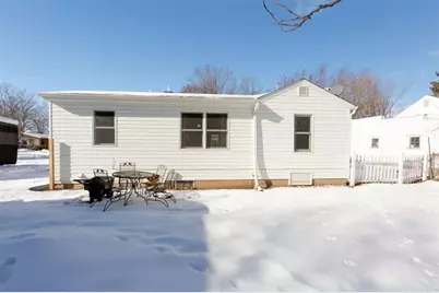 208 14th Street, Menomonie, WI 54751 - Photo 4