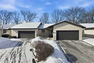 1012 Village Square Ln, Altoona, WI 54720 - Photo 2