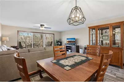 1012 Village Square Lane, Altoona, WI 54720 - Photo 8