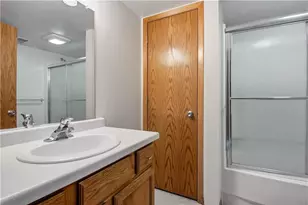1012 Village Square Ln, Altoona, WI 54720 - Photo 20