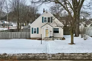 1530 Margaret St, Eau Claire, WI 54701 - Photo 1