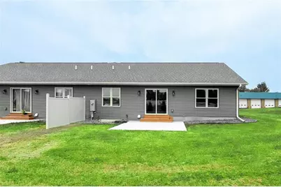 439 E Hartford Street, Cadott, WI 54727 - Photo 4
