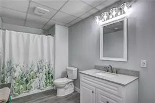 4947 Woodlands Dr, Eau Claire, WI 54703 - Photo 26