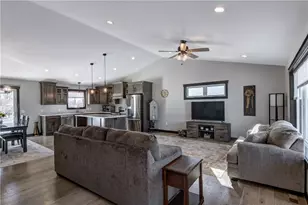 4947 Woodlands Dr, Eau Claire, WI 54703 - Photo 2