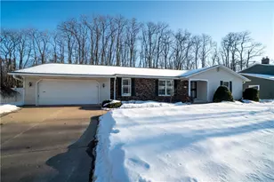 1323 Nixon Ave, Eau Claire, WI 54701 - Photo 2