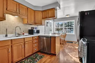 109 W Polk Ave, Eau Claire, WI 54701 - Photo 8