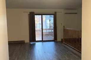 304 Parkview Ct, Altoona, WI 54720 - Photo 4