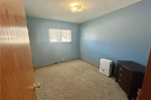 315 E Grant Ave, Eau Claire, WI 54701 - Photo 12