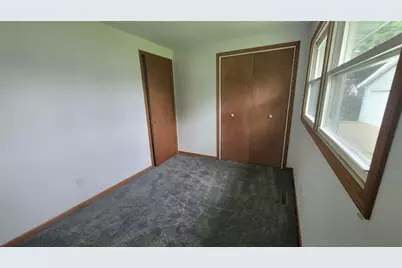 2212 Bartlett Avenue, Altoona, WI 54720 - Photo 8