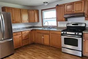 2212 Bartlett Ave, Altoona, WI 54720 - Photo 6