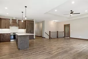 6006 Fuji Ln, Eau Claire, WI 54701 - Photo 8
