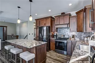 4050 LaSalle St, Eau Claire, WI 54703 - Photo 10