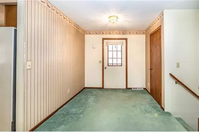 615 Rose Street, Black River Falls, WI 54615 - Photo 6