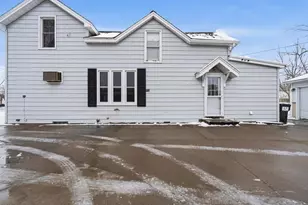 113 W Lincoln Ave, Fall Creek, WI 54742 - Photo 24