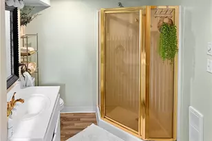 33 W Walnut St, Chippewa Falls, WI 54729 - Photo 36