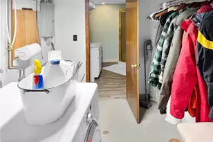 33 W Walnut St, Chippewa Falls, WI 54729 - Photo 34