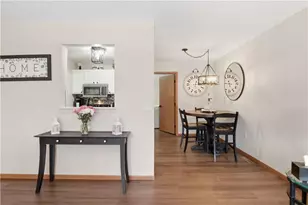 3631 Oak Tree Ln, Eau Claire, WI 54701 - Photo 4