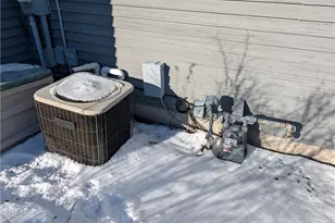 4522 S Oakwood Hills Pkwy, Eau Claire, WI 54701 - Photo 22