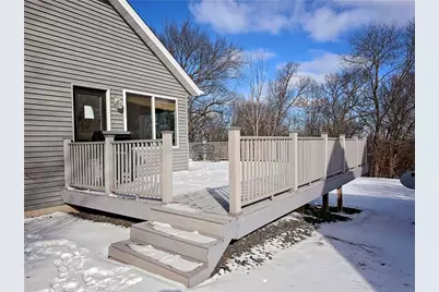 4522 S Oakwood Hills Parkway, Eau Claire, WI 54701 - Photo 4