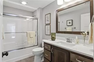 4615 S Oakwood Hills Pkwy, Eau Claire, WI 54701 - Photo 18