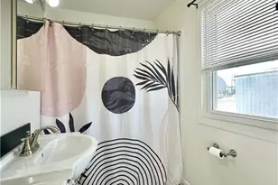 928 Loring St, Altoona, WI 54720 - Photo 12