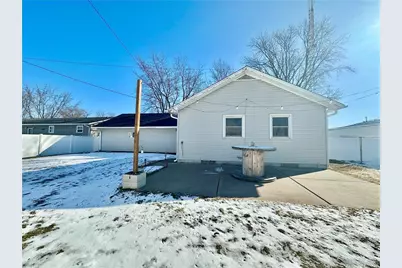 928 Loring Street, Altoona, WI 54720 - Photo 26