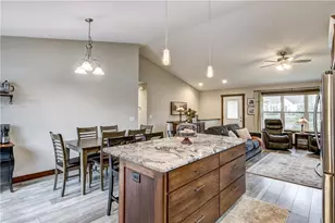 733 Gilbert St, Eau Claire, WI 54703 - Photo 6