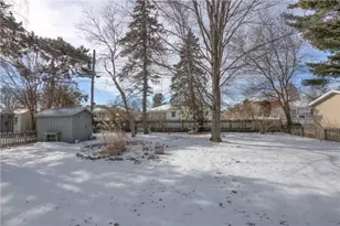 2808 Clark Pl, Eau Claire, WI 54701 - Photo 32