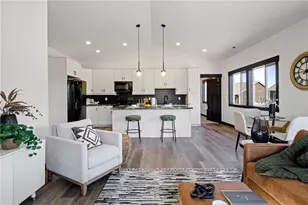 3357 Iris Dr, Eau Claire, WI 54703 - Photo 22