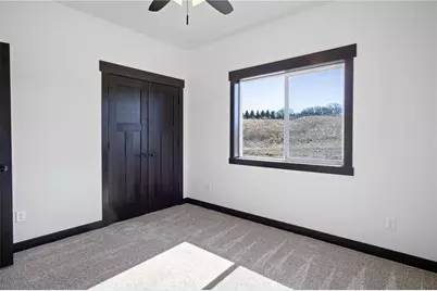 3355 Iris Drive, Eau Claire, WI 54703 - Photo 6