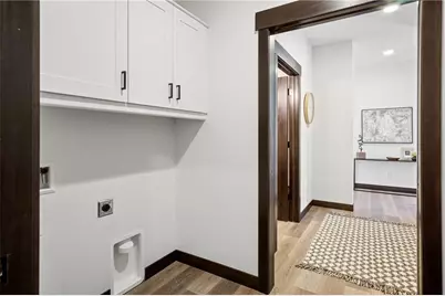 3355 Iris Drive, Eau Claire, WI 54703 - Photo 10