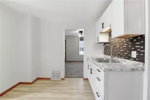 817 E Grand Ave, Eau Claire, WI 54701 - Photo 10