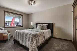 5309 Evergreen Blvd, Eau Claire, WI 54701 - Photo 12