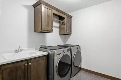 4919 Woodlands Drive, Eau Claire, WI 54703 - Photo 16