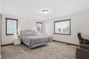 4919 Woodlands Dr, Eau Claire, WI 54703 - Photo 10