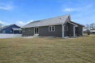 4919 Woodlands Dr, Eau Claire, WI 54703 - Photo 22