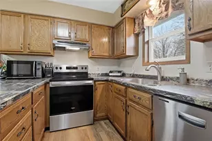 1628 19th St, Eau Claire, WI 54703 - Photo 14