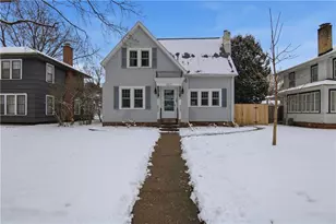 227 McKinley Ave, Eau Claire, WI 54701 - Photo 2