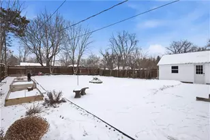 749 Maple St, Chippewa Falls, WI 54729 - Photo 4