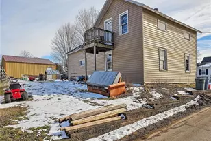 204 NE 2nd St, Black River Falls, WI 54615 - Photo 8