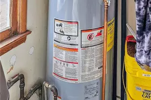 204 NE 2nd St, Black River Falls, WI 54615 - Photo 12